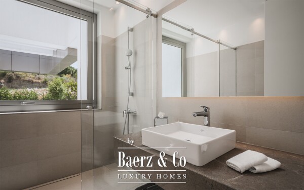 photo 12 Villas - El Paraiso - Benahavis - Ref: 8018