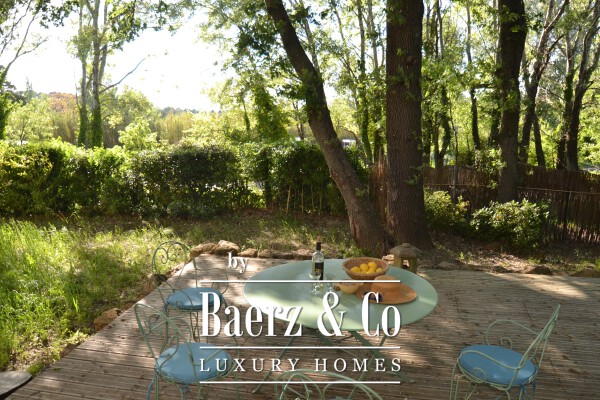 photo 16 Historic manor house overlooking Mont Ventoux