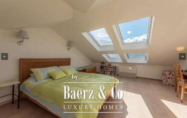 photo 3 Charming stone villa in the first line to the Sea