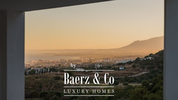 photo 18 Villa - Marbella East - Ref: 8014