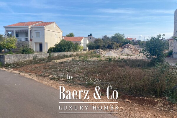 photo 8 Zadar, Ugljan/Muline, family house NKP 256 m2 by the sea on a plot of 1,600 m2