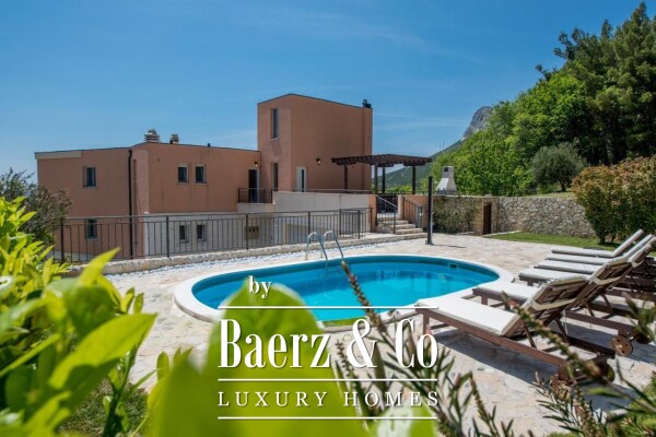 photo 4 Solin - modern villa with panoramic views