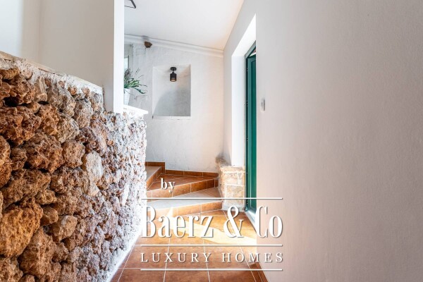 photo 17 Split, Jesenice, Beautiful authentic villa with a sea view