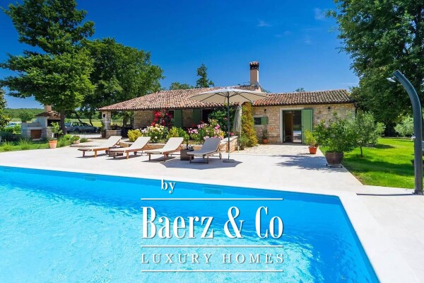 photo 2 Istria, Bale, villa with swimming pool on a 30,000 m2 property in a secluded area