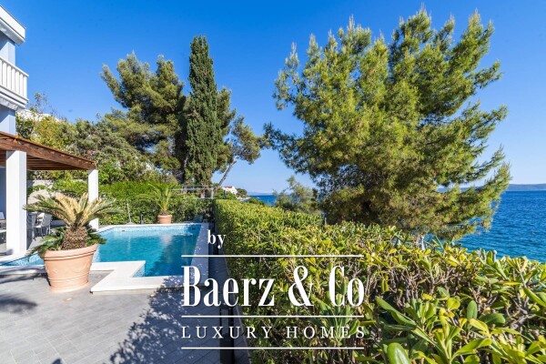 photo 117 Split, Čiovo, modern villa/boutique hotel with 8 apartments, first row to the sea