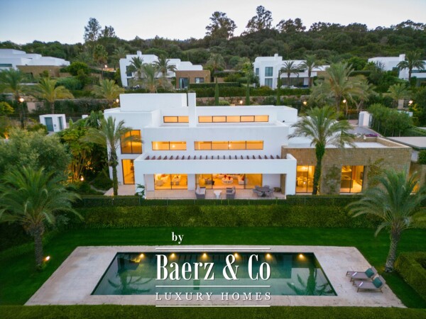 photo 3 Villa - Estepona West - Casares - Ref: 8334