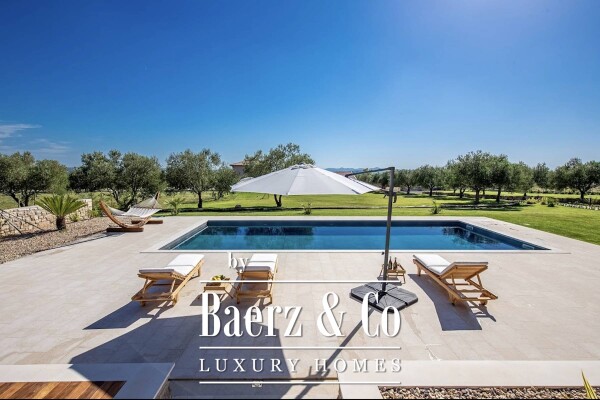 photo 7 Zadar, Murvica, spectacular stone villa with tennis court and swimming pool