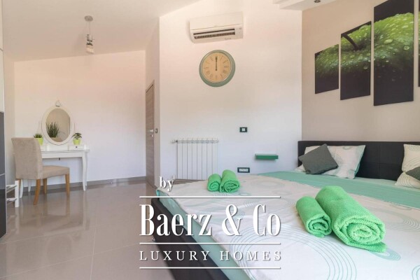 photo 30 Valtura, a luxury villa with a heated pool and a large garden, a rarity on the market