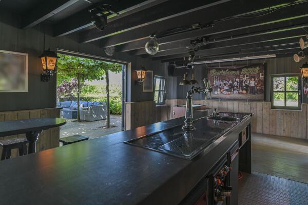 photo 43 Hout 9