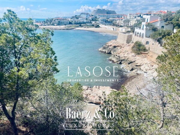 photo 4 Sitges, Montgavina