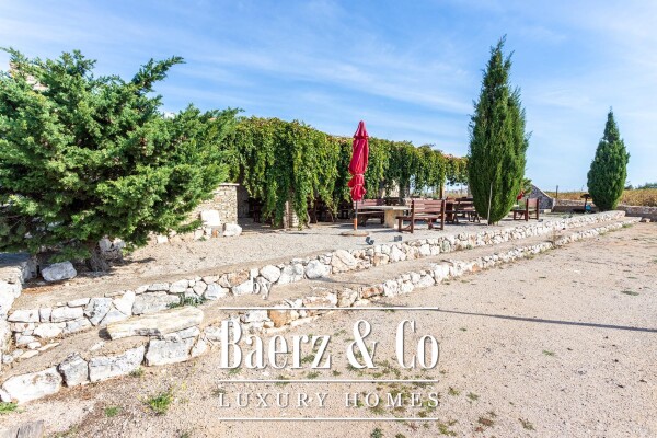 photo 12 Hvar, a large, beautiful property with three houses on a plot of 32500 m2