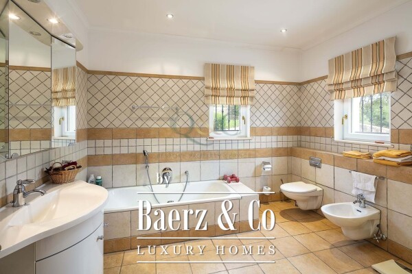 photo 12 Beautiful luxury home in Santa Bárbara de Nexe, Countryside