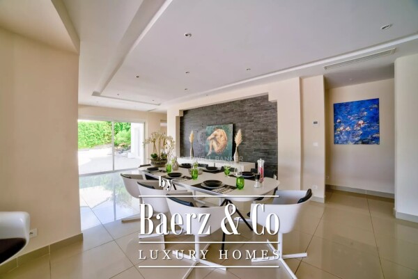 photo 9 Gorgeous villa in a secured domaine