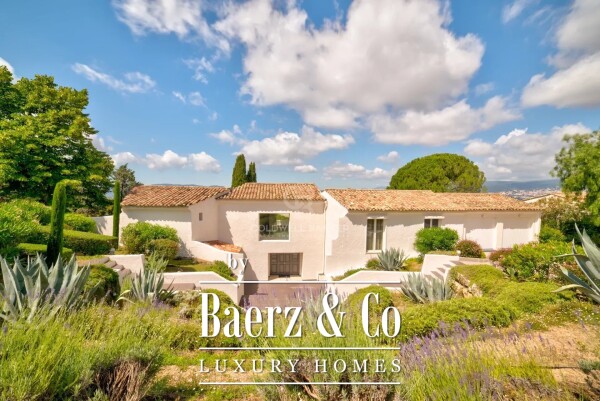 photo 16 Gorgeous villa in a secured domaine