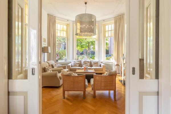 photo 12 Regentesselaan 10