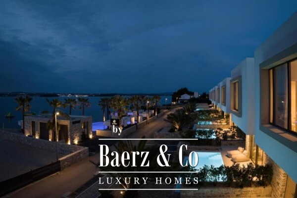 photo 11 Pašman, Tkon, beautiful villa with pool, first row by the sea