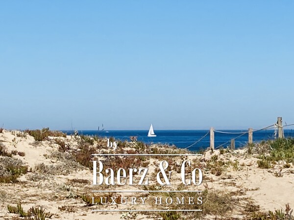 photo 25 Emblematic house in the center of Miramar