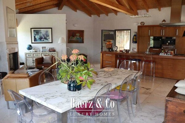 photo 16 Villa for sale 166 m²