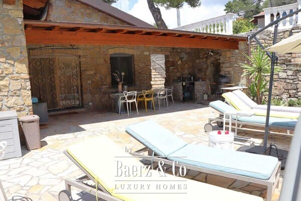 photo 83 Villa for sale 166 m²