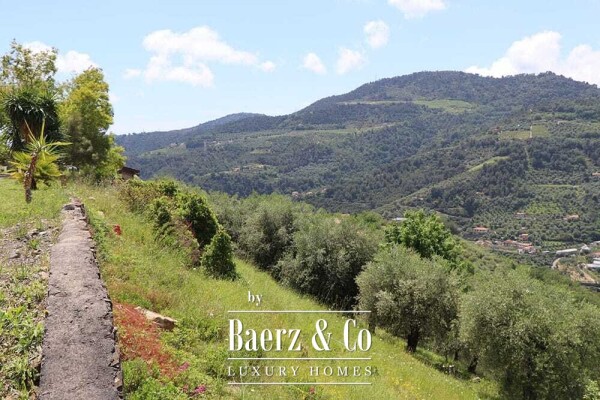 photo 130 Villa for sale 166 m²