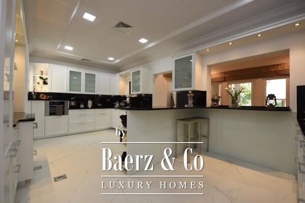 photo 14 Exclusive Canal Cove Villa for Sale in Palm Jumeirah