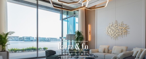 photo 2 Exquisite Palm Jumeirah Beachfront Mansion – A Masterpiece of Luxury Living