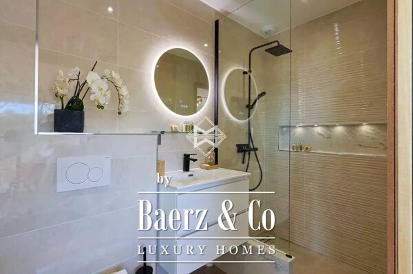 photo 17 Luxury - New contemporary villa in Cavalaire-sur-Mer
