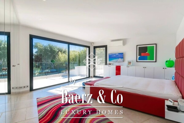 photo 9 Luxury villa - Beautiful open view over the sea and the surrounding nature