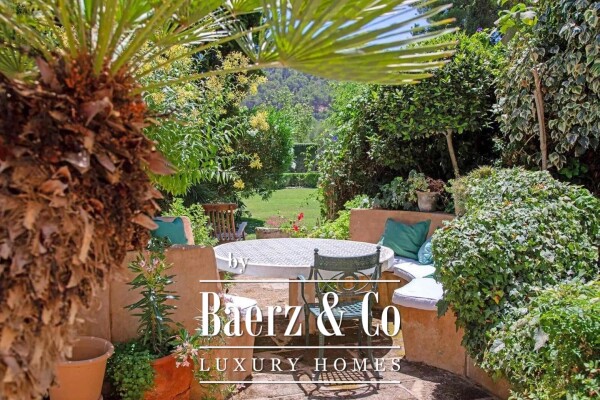 photo 16 Beautiful historic estate in S’Arracó with spectacular gardens