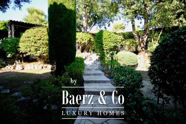 photo 24 Provençal house with sea view in sought-after estate