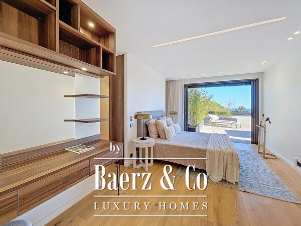 photo 6 Sea view villa with mirror pool