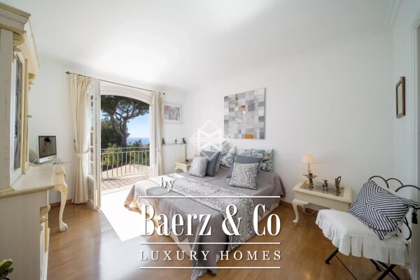 photo 8 Le Cannet Résidentiel - Bright family villa with flat plot and unoverlooked pool