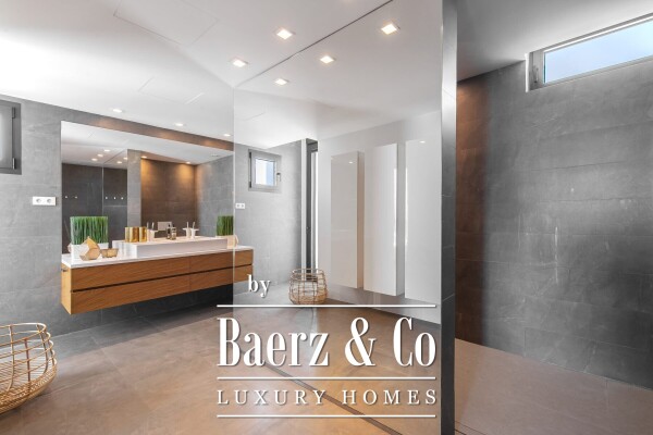 photo 26 Villa - Marbella East - Ref: 8617