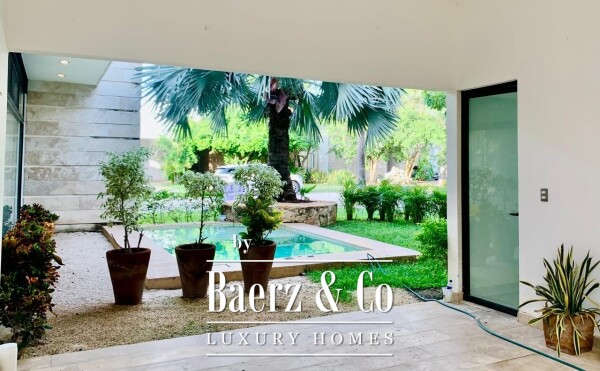 photo 9 Magnificent modern home in the exclusive Yucatan Country Club