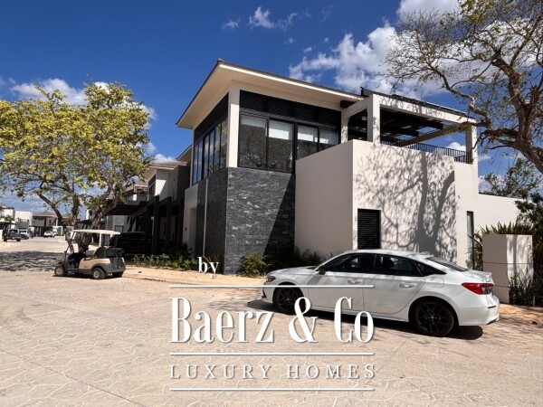 photo 2 Country Club 