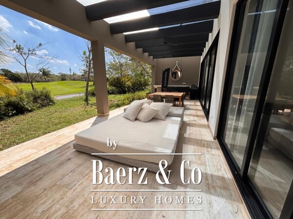 photo 13 Country Club 