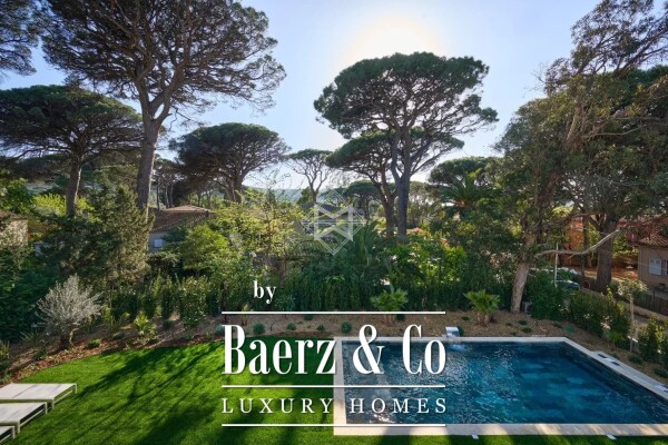 photo 2 New villa within walking distance of the beach