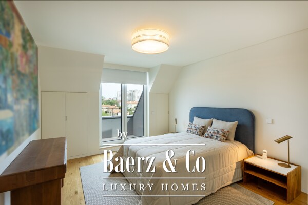 photo 23 Luxury 4 bedroom duplex  penthouse in prime Lisbon location.