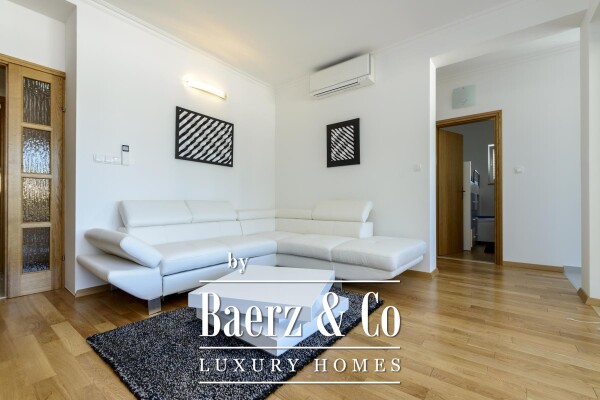 photo 15 Blace, first row to the sea, residential building