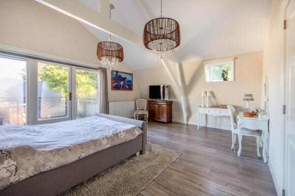 photo 35 Provincialeweg Oost 64