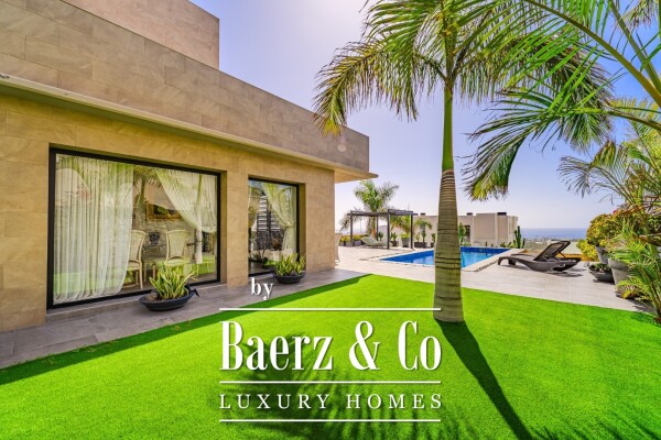 photo 4 Elegant Independent Villa with Panoramic Sea Views in Caldera del Rey