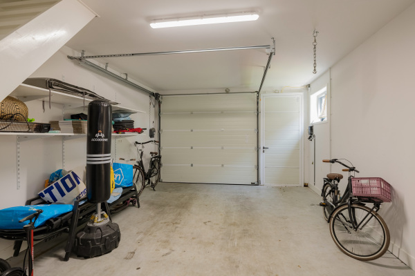 photo 37 Heereweg 304