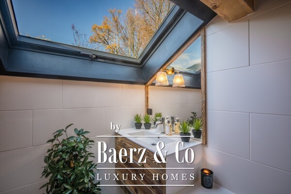 photo 16 OFF MARKET - Beautiful 6 bedroom luxury chalet - Mountain view