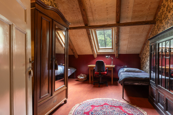 photo 37 Hoofdweg 34