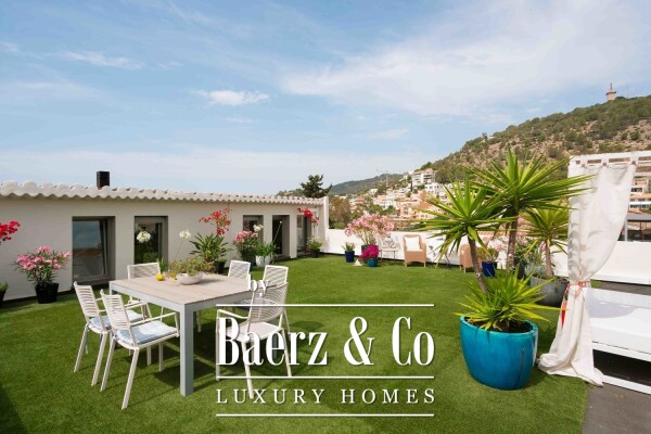 photo 3 Unique Loft Style House with Character in Génova