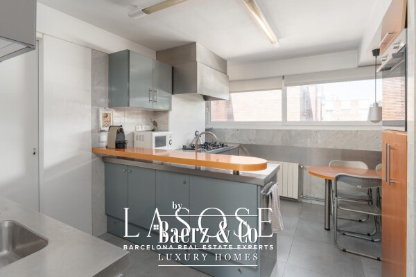 photo 28 Barcelona, Les Tres Torres