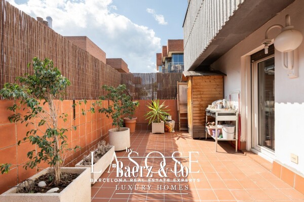 photo 24 Barcelona, Les Tres Torres