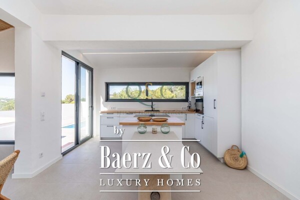 photo 3 Beautiful luxury home in Santa Bárbara de Nexe, Quinta das Raposeiras