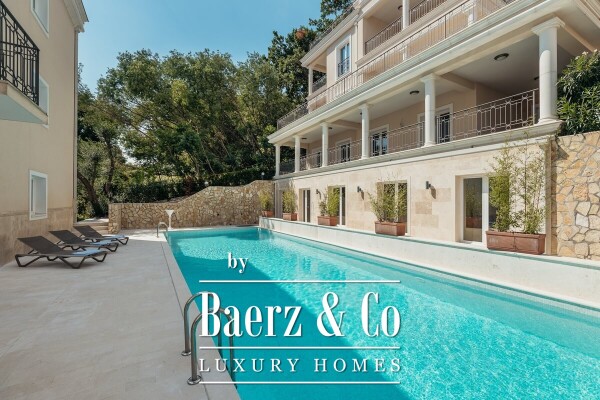 photo 11 Luxurious Apartment in Herceg Novi Municipality