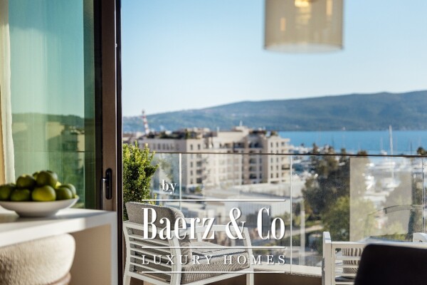 photo 15 Seaview Duplex Penthouse in Luxury Resort in Tivat